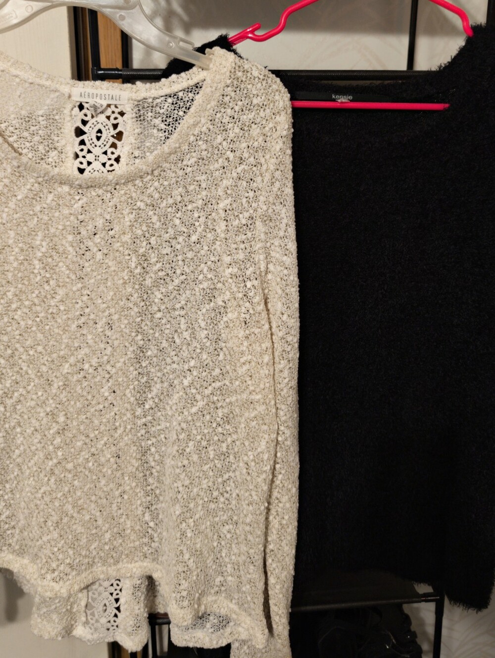 2 Bundle Kensie Nylon Black &Aeropostale Cream Open-Weave Scoop Neck Sweaters XL